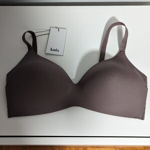BNWT Knix wingwoman contour bra size 3